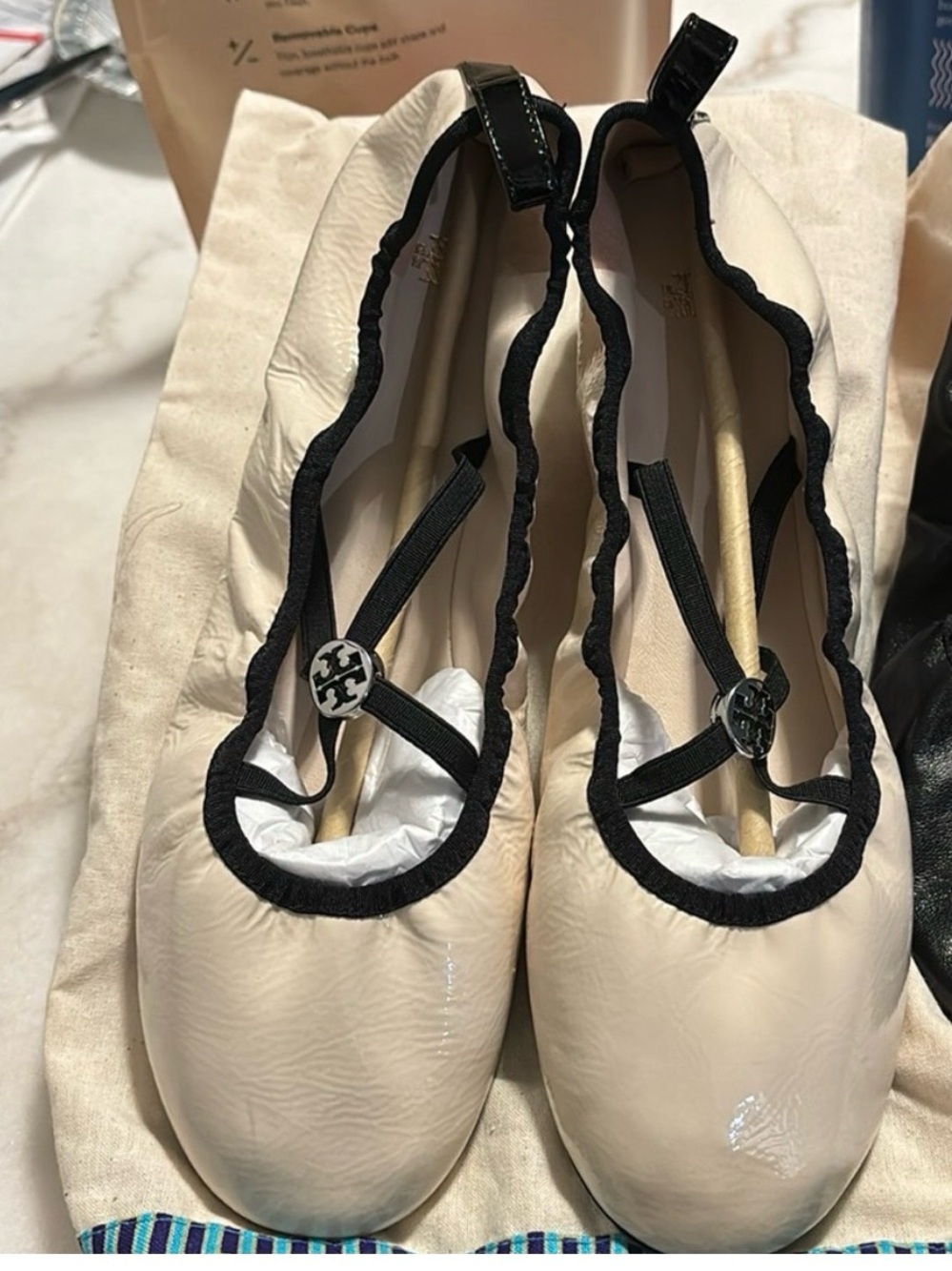 New Tory Burch Women Soft Scrunch Ballet Flats only color left is Cream